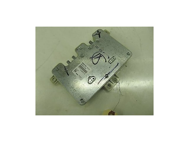 2006-2010 BMW M6 E63 OEM LEFT REAR TRUNK LID MULTI-BAND ANTENNA CONTROL MODULE