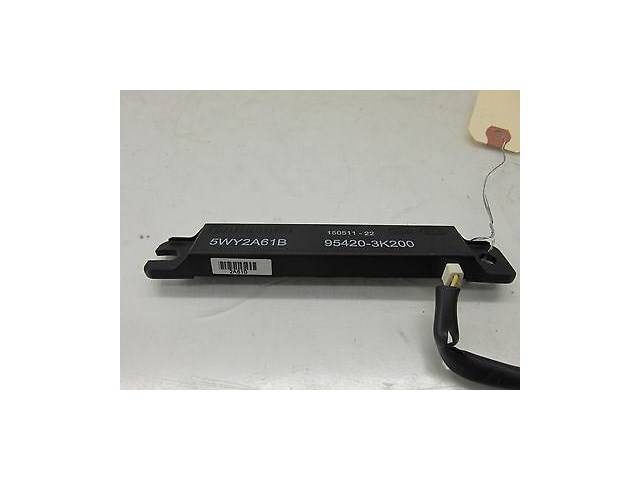 2011-2013 KIA OPTIMA EX OEM REAR TRUNK KEYLESS ENTRY SMART KEY ANTENNA SENSOR