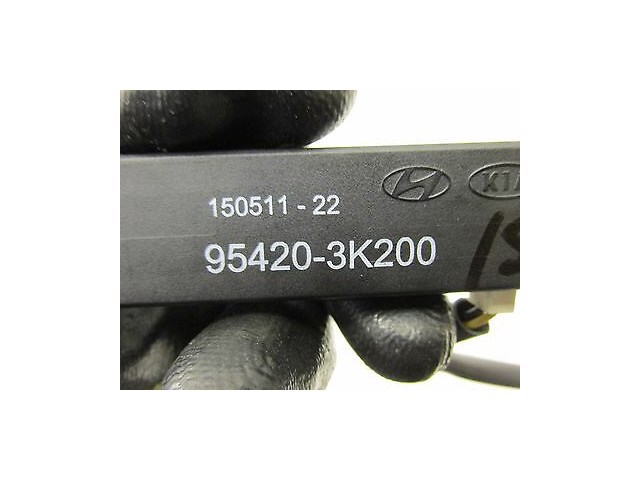 2011-2013 KIA OPTIMA EX OEM REAR TRUNK KEYLESS ENTRY SMART KEY ANTENNA SENSOR