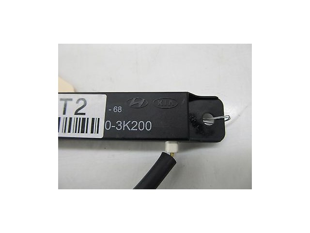 2011-2013 KIA OPTIMA EX OEM CENTER CONSOLE SMART KEY REMOTE ANTENNA 95420 3K200