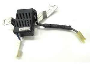 2006-2008 LEXUS IS350 IS250 XE20 OEM LEFT REAR C-PILLAR ANTENNA MODULE