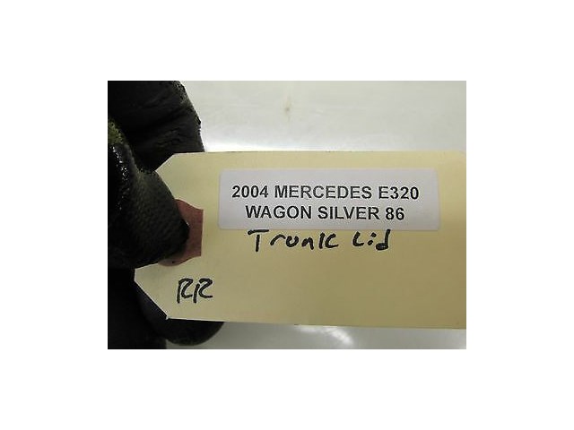 2003-2005 MERCEDES E320 WAGON W211 OEM ANTENNA PARASITIC STOPPER A2118209689