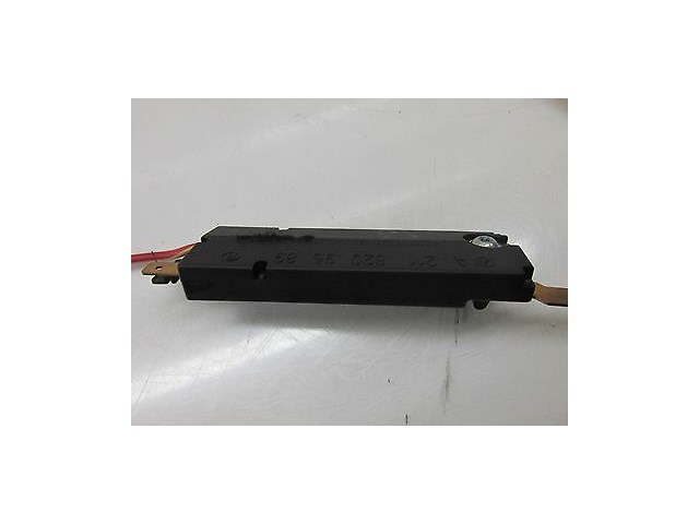 2003-2005 MERCEDES E320 WAGON W211 OEM ANTENNA PARASITIC STOPPER A2118209689