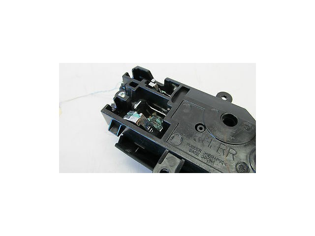 2006-2007 INFINITI M35 M45 OEM RIGHT REAR INTERIOR DOOR HANDLE BLACK CHROME