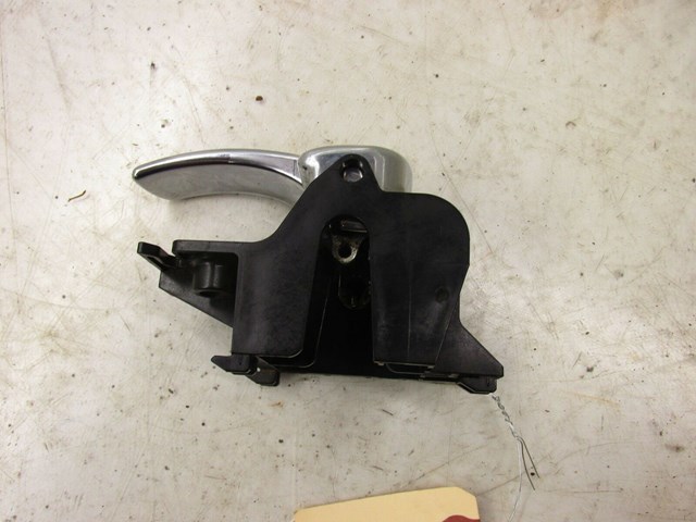 2007-2015 NISSAN XTERRA OEM LEFT REAR DRIVER SIDE INTERIOR DOOR HANDLE