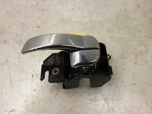2007-2015 NISSAN XTERRA OEM LEFT FRONT DRIVER SIDE INTERIOR DOOR HANDLE