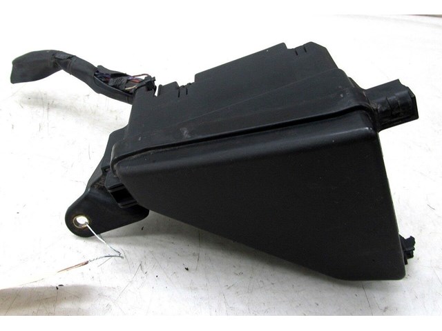 2001-2006 LEXUS LS430 OEM LEFT FRONT JUNCTION RELAY FUSE BOX 