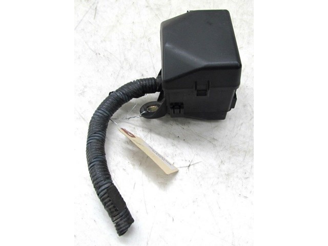 2001-2006 LEXUS LS430 OEM LEFT FRONT RELAY JUNCTION FUSE BOX 