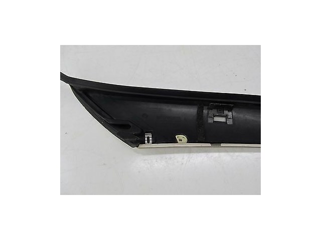 2003-2006 MERCEDES BENZ SL500R R230 OEM RIGHT FRONT EXTERIOR A-PILLAR TRIM COVER