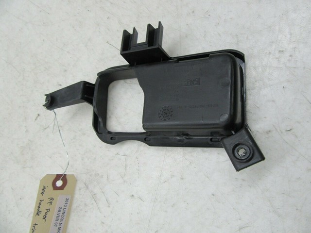 2011-2015 LINCOLN MKX OEM RIGHT FRONT PASSENGER SIDE INTERIOR DOOR HANDLE TRIM
