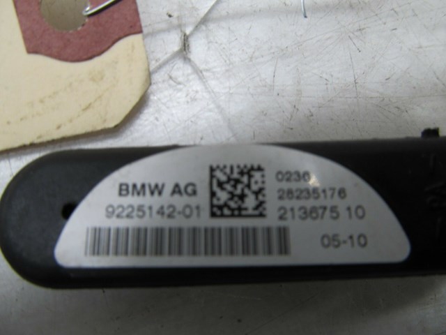  2009-2013 BMW 328i E93 E92 LCI OEM LEFT FRONT PHONE ANTENNA