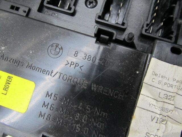 2003-2006 RANGE ROVER HSE OEM LEFT REAR TRUNK RELAY FUSE BOX 