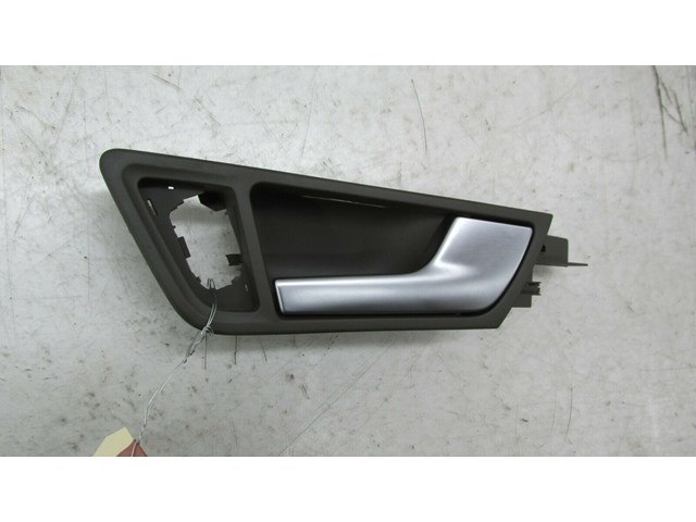 2009-2012 AUDI Q5 8R OEM RIGHT REAR PASSENGER INTERIOR DOOR HANDLE     