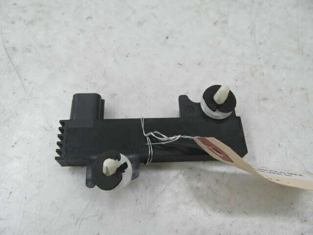 2011-2015 LINCOLN MKX OEM REAR KEYLESS TRUNK ANTENNA MODULE DS7T-15603-CA