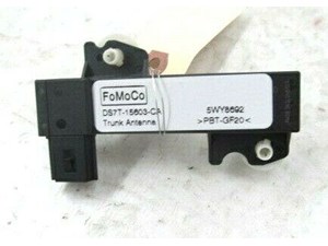 2011-2015 LINCOLN MKX OEM REAR KEYLESS TRUNK ANTENNA MODULE DS7T-15603-CA