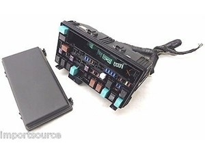 2011-2013 HONDA ODYSSEY OEM RIGHT FRONT ENGINE BAY FUSE BOX 
