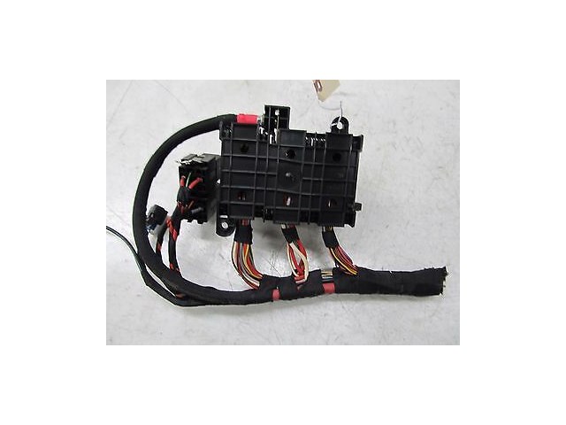 2004-2008 MASERATI QUATTROPORTE M139 OEM RIGHT REAR FUSE BOX MODULE 