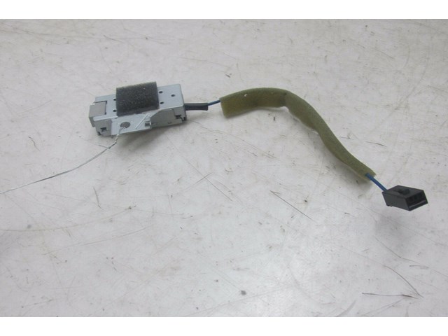 2014-2016 INFINITI Q50 OEM L EFT REAR RADIO RECEIVER ANTENNA AMPLIFIER 