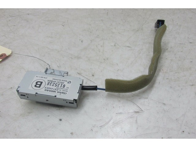 2014-2016 INFINITI Q50 OEM L EFT REAR RADIO RECEIVER ANTENNA AMPLIFIER 