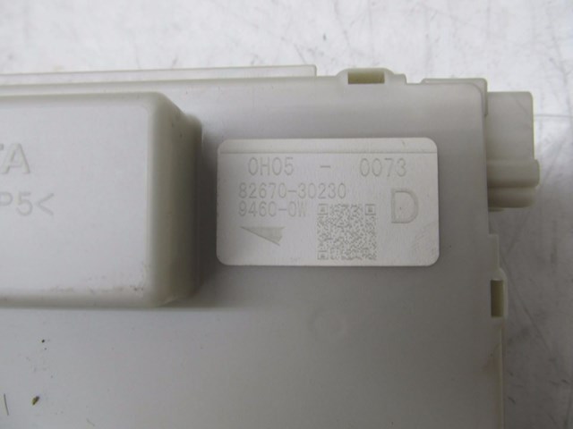  2007-2011 LEXUS GS350 OEM LEFT REAR TRUNK FUSE BOX CONTROL MODULE 82670-30230 