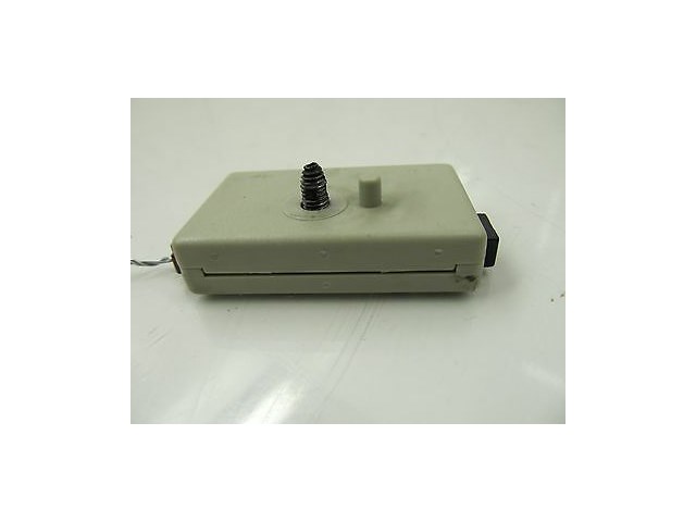 2008-2010 BMW 535xi 528 E60 OEM LEFT REAR C PILLAR ANTENNA SUPPRESSION FILTER AG