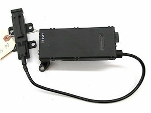 2004-2006 MERCEDES BENZ SL600 R230 OEM RIGHT FRONT KEYLESS GO ENTRY ANTENNA