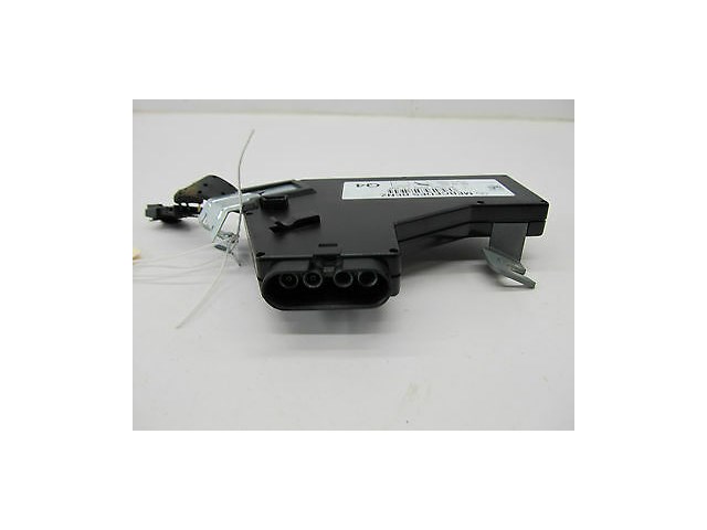 2004-2006 MERCEDES BENZ SL600 R230 OEM RIGHT FIREWALL ANTENNA AMPLIFIER MODULE