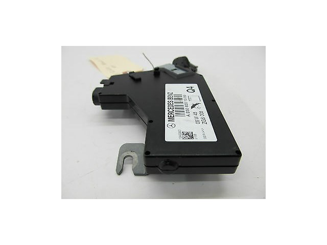2004-2006 MERCEDES BENZ SL600 R230 OEM RIGHT FIREWALL ANTENNA AMPLIFIER MODULE