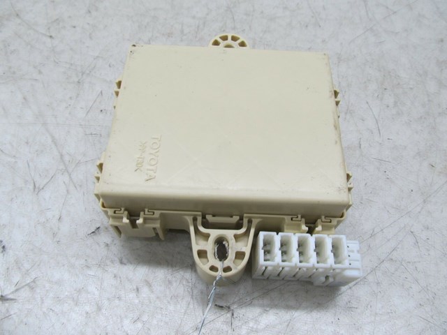 2004-2009 LEXUS RX350 RX330 OEM LEFT REAR FUSE BOX 