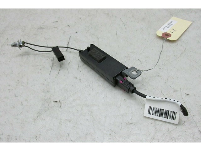 2014-2016 KIA CADENZA OEM LEFT REAR GLASS ANTENNA AMPLIFIER ASSEMBLY 