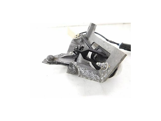 2004-2008 MASERATI QUATTROPORTE M139 OEM LEFT REAR EXTERIOR DOOR HANDLE