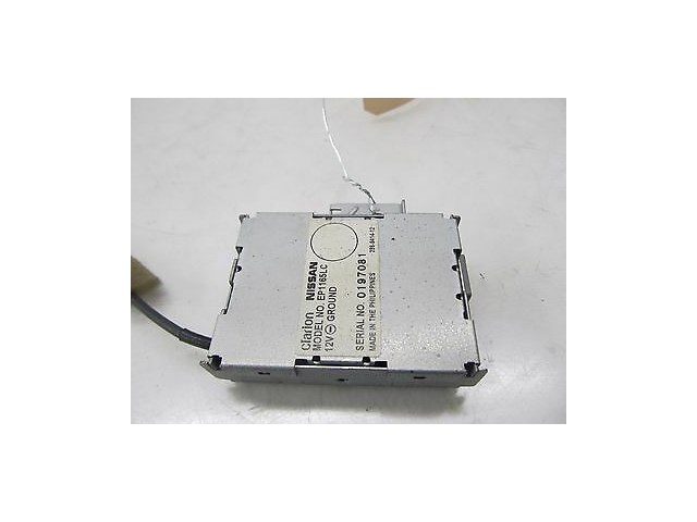 2004-2005 NISSAN 350Z ROADSTER OEM REAR ANTENNA CONTROL AMPLIFIER RECEIVER UNIT