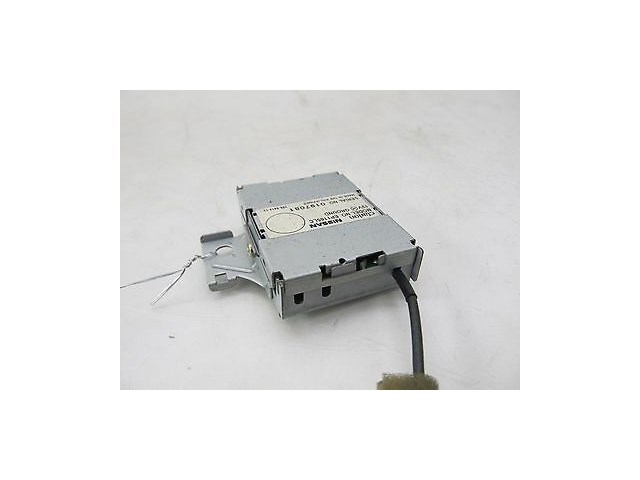 2004-2005 NISSAN 350Z ROADSTER OEM REAR ANTENNA CONTROL AMPLIFIER RECEIVER UNIT