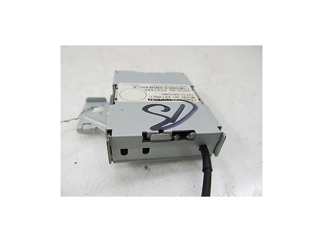 2006-2008 NISSAN 350Z COUPE OEM REAR ANTENNA CONTROL MODULE RECEIVER CLARION 