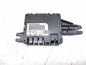 2013-2015 PORSCHE BOXSTER 981 OEM ANTENNA CONTROL MODULE 99161812200