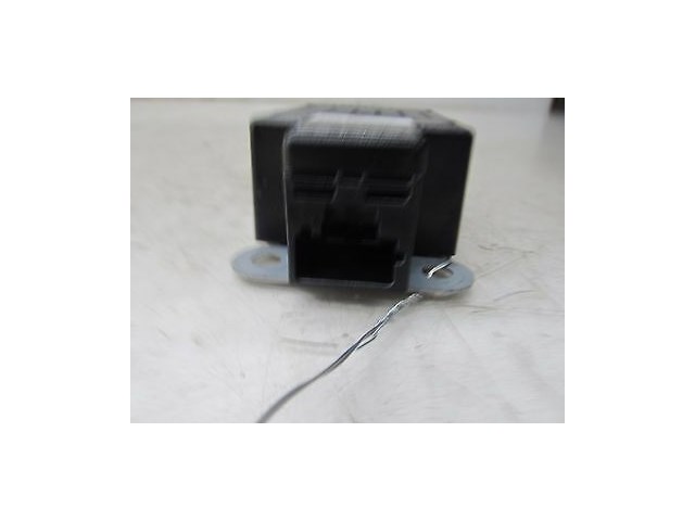 2008-2013 VOLKSWAGEN GTI MK6 OEM ELECTRICAL ANTENNA CONTROL MODULE 5M0035570B