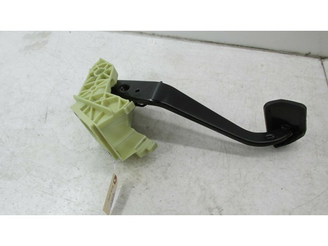  2007-2010 BMW X5 E70 OEM LEFT FRONT DRIVER BRAKE PEDAL 