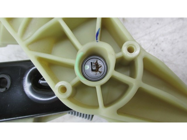  2007-2010 BMW X5 E70 OEM LEFT FRONT DRIVER BRAKE PEDAL 