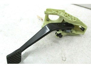  2007-2010 BMW X5 E70 OEM LEFT FRONT DRIVER BRAKE PEDAL 