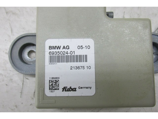  2009-2013 BMW 328i E93 E92 LCI OEM RIGHT REAR QUARTER BACK UP ANTENNA MODULE  