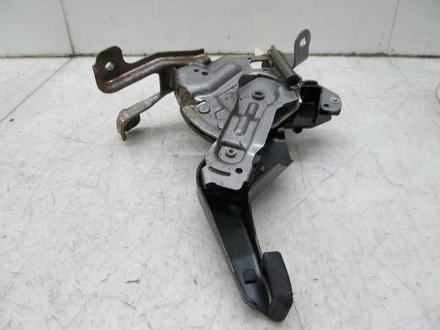 2009-2012 INFINITI FX35 OEM LEFT FRONT EMERGENCY PARKING BRAKE PEDAL