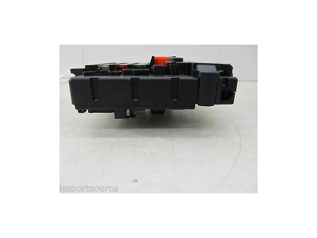 2003-2005 BMW Z4 E85 OEM RIGHT FRONT UNDER DASH FUSE BOX RELAYS 837811304