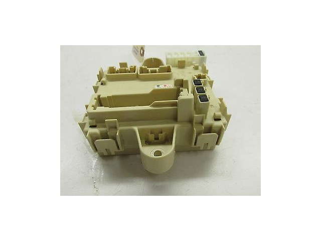 2004-2006 LEXUS RX330 XU30 OEM REAR INTERIOR FUSE BOX RELAY BOX