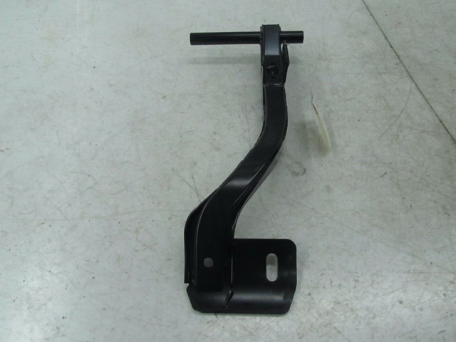 2004-2007 VOLKSWAGEN TOUAREG OEM LEFT FRONT DRIVER SIDE BRAKE PEDAL 