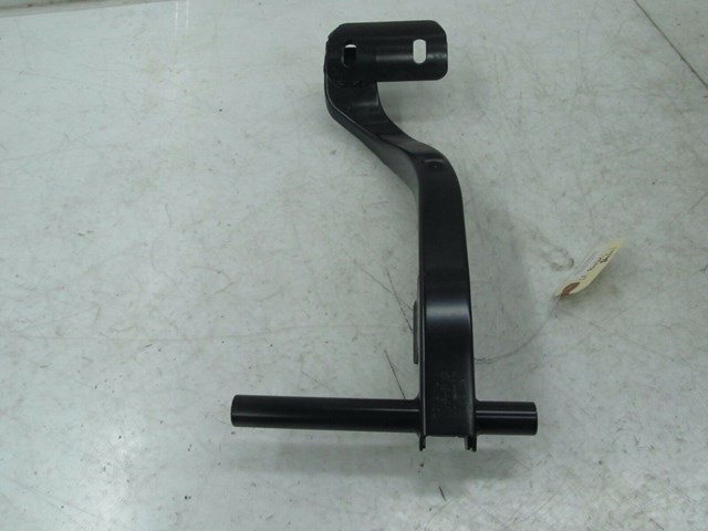 2004-2007 VOLKSWAGEN TOUAREG OEM LEFT FRONT DRIVER SIDE BRAKE PEDAL 