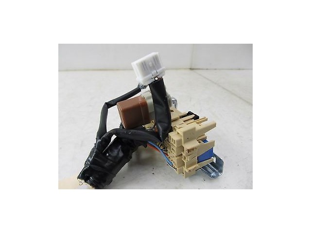 2014-2015 NISSAN VERSA NOTE OEM LEFT FRONT DASH FUSE BOX 