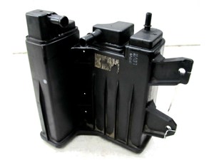 2006-2013 VOLVO C70 T5 OEM REAR CHARCOAL VAPOR CANISTER 