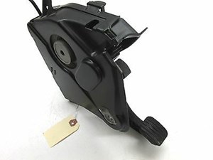 2006-2009 MERCEDES CLS500 W219 OEM DRIVER EMERGENCY E BRAKE PEDAL PAD ASSEMBLY