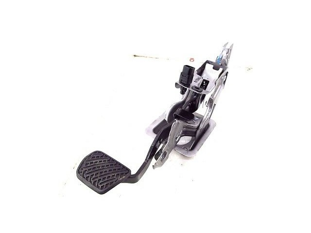 2014-2015 NISSAN VERSA NOTE OEM BRAKE PEDAL PAD ASSEMBLY