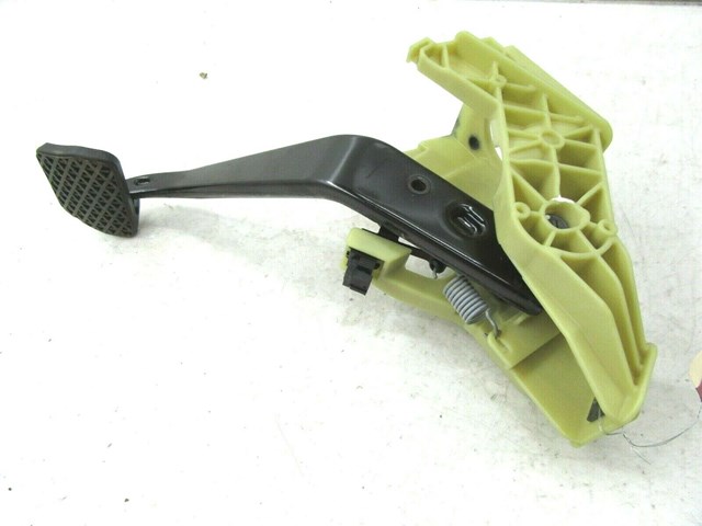 2007-2010 BMW X5 E70 OEM LEFT FRONT DRIVER BRAKE PEDAL 